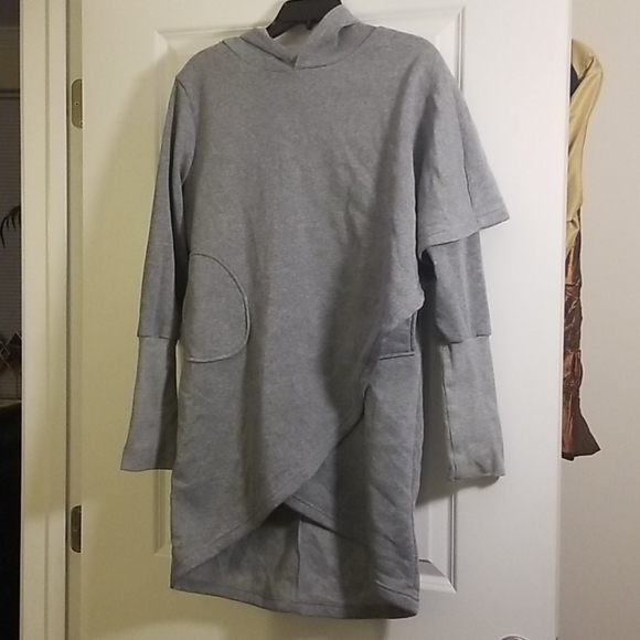 Dresses & Skirts - Grey hooded long sleeve sweatshirt/dress
